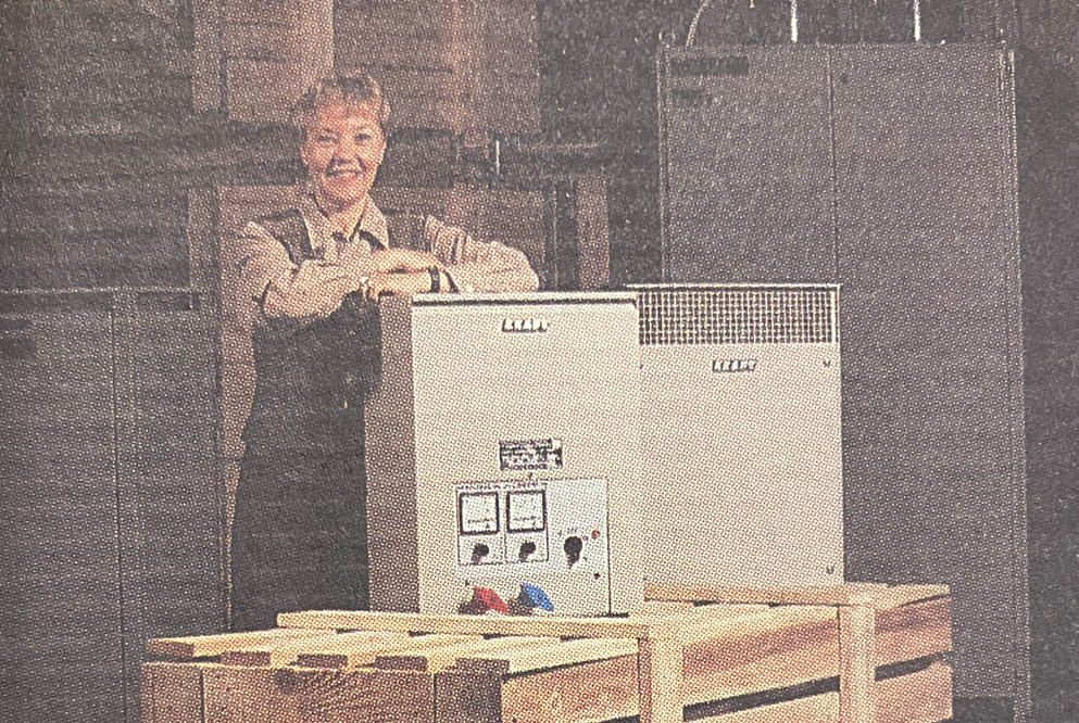 Lisbeth Karlsson assembling a Switch-Kraft 300A by hand