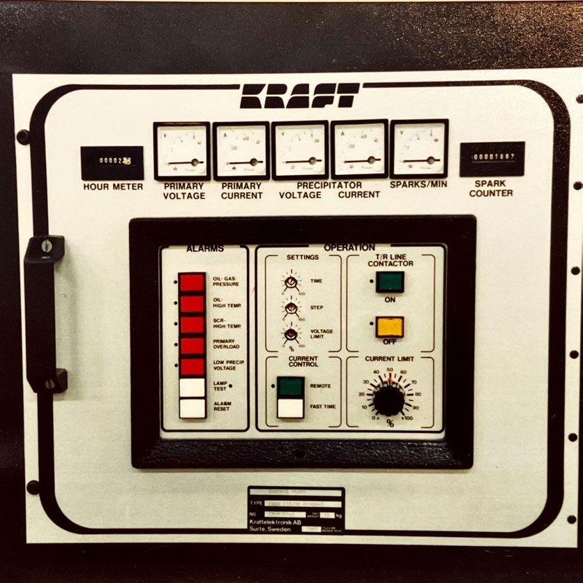 KRAFT rectifier control panel — voltmeters, ammeters and alarm LEDs, 1980s